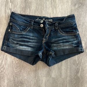 Ladies shorts